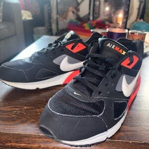 Nike Men's Air Max IVO Sneakers 580518